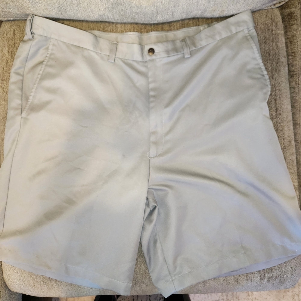 Men's Gray Shorts
